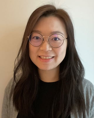 Dr. Eva Wong