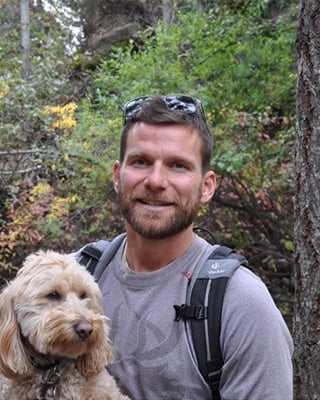 Dr. Chris Bakouris