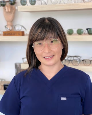 Dr. Nelly Kim
